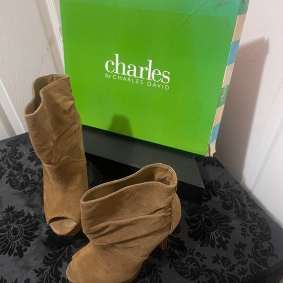 Charles David Leather Wedge Boot, Size 6, Tan - Picture 3 of 4